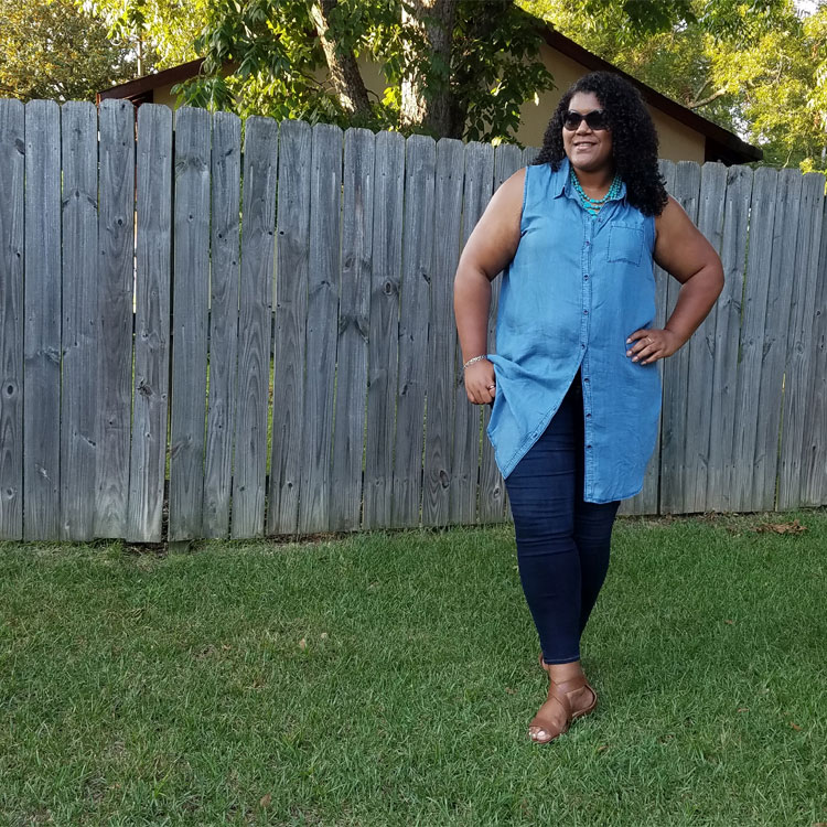 3 ways to style a denim summer dress|StatuesqueGlam.com