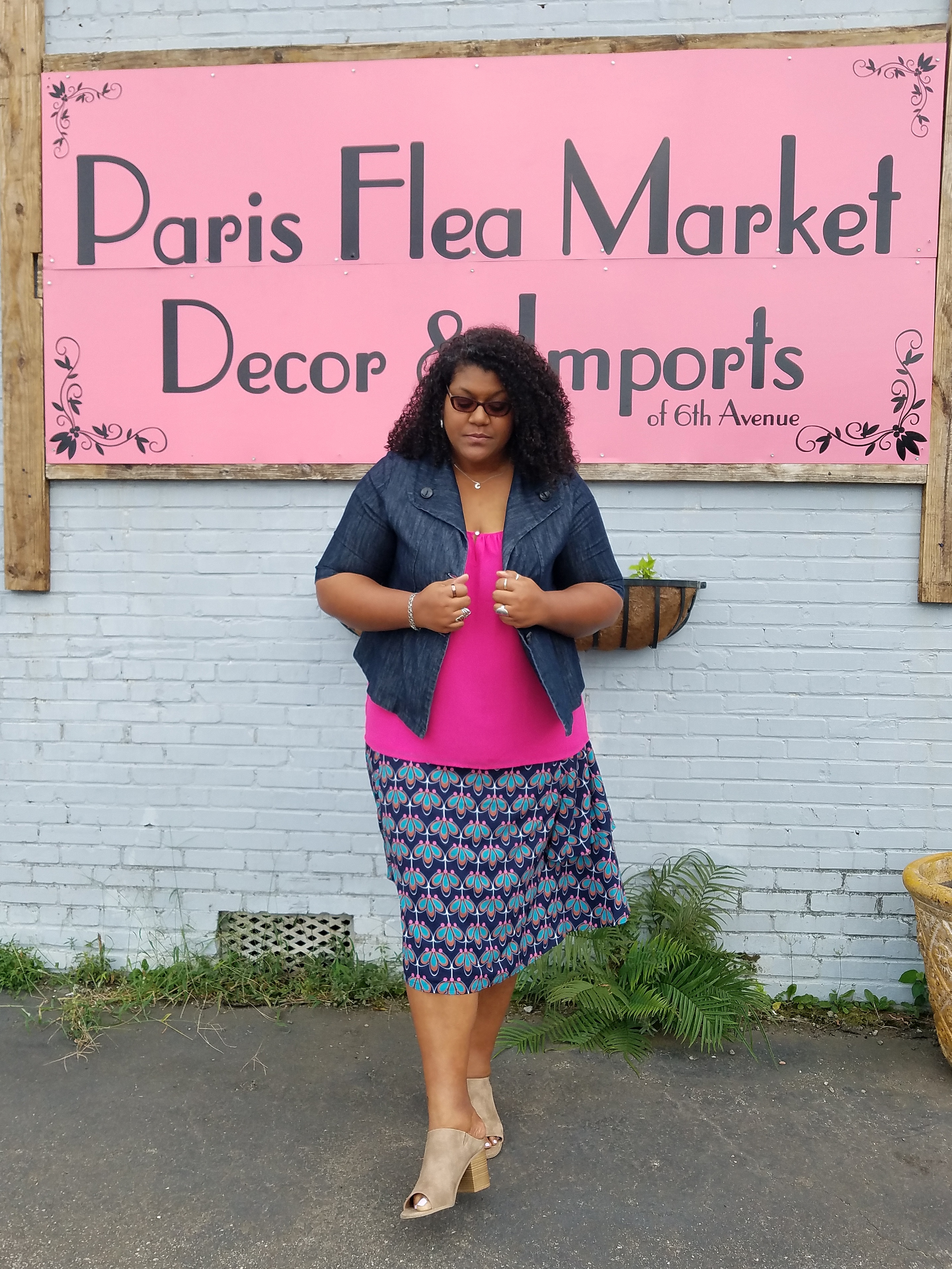 tall plus size blogger